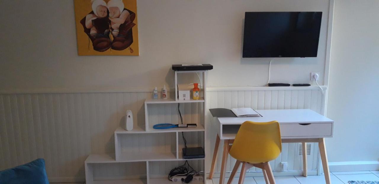 Studio Avec Terrasse Et Jardinet En Centre Ville Bergerac Esterno foto